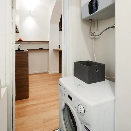 La Verita 1 St Line With Garden