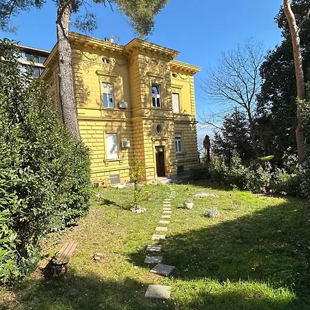 La Verita 1 St Line With Garden * Opatija