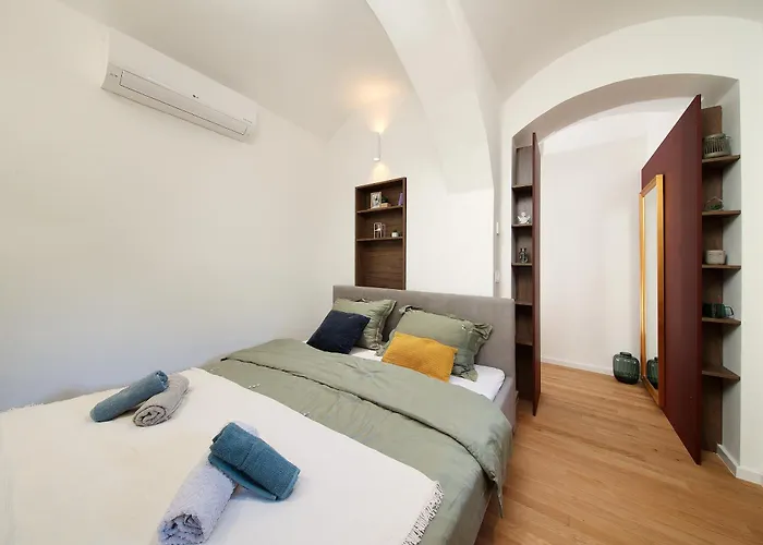 Apartman La Verita 1 St Line With Garden *