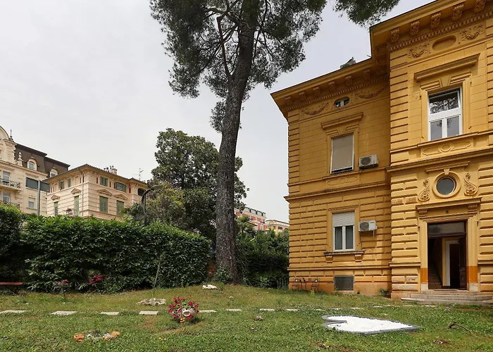 Apartment La Verita 1 St Line With Garden