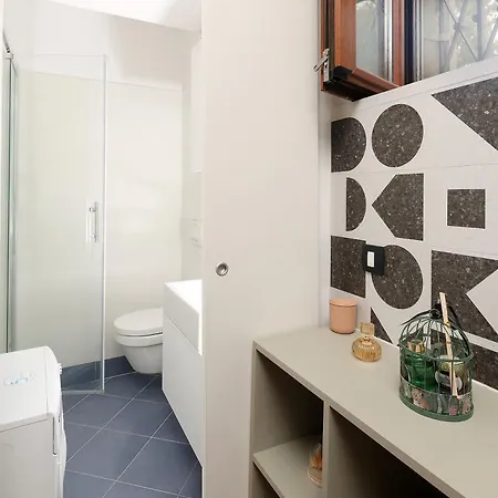 아파트 La Verita 1 St Line With Garden 오파티아