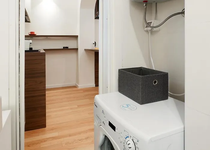 La Verita 1 St Line With Garden